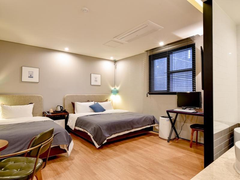 Brown-Dot Hotel Yangjeong Busan Exteriör bild