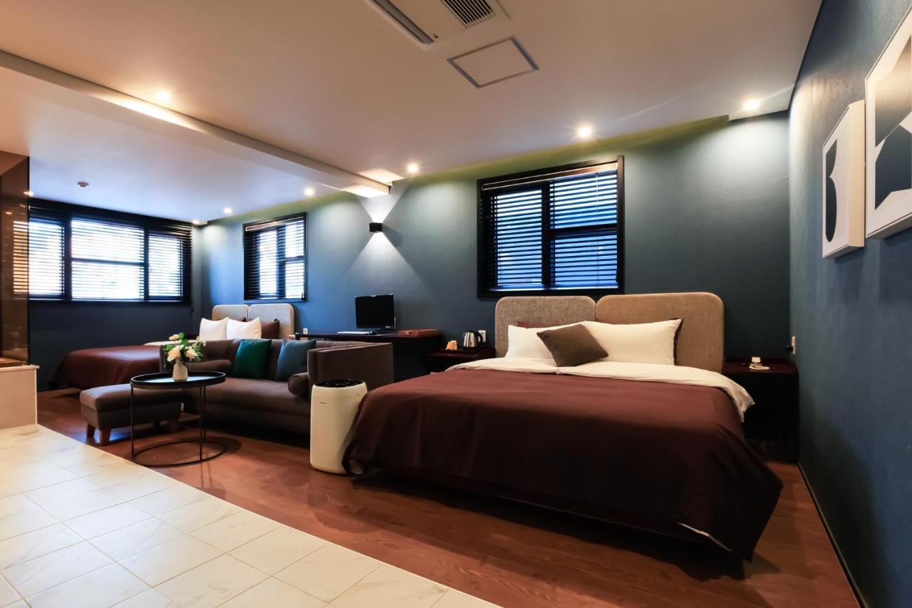 Brown-Dot Hotel Yangjeong Busan Exteriör bild