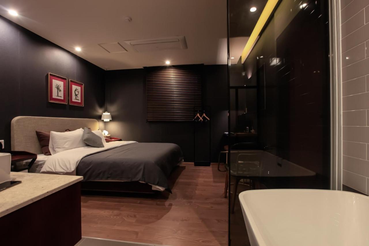 Brown-Dot Hotel Yangjeong Busan Exteriör bild